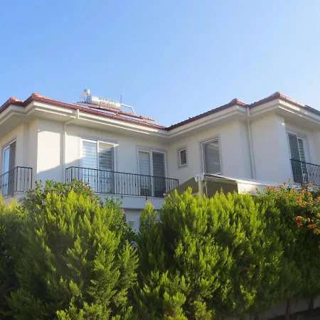 Villasevval-sleeps8-pool-bbq-ac-near Centre Villa